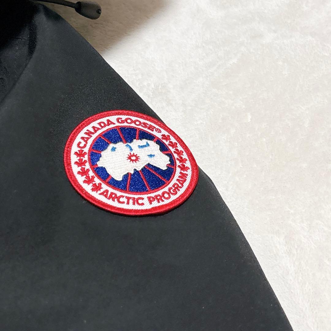 ほぼ未使用✨　カナダグース　ダウンジャケット シャーロットパーカー　ブラック　M