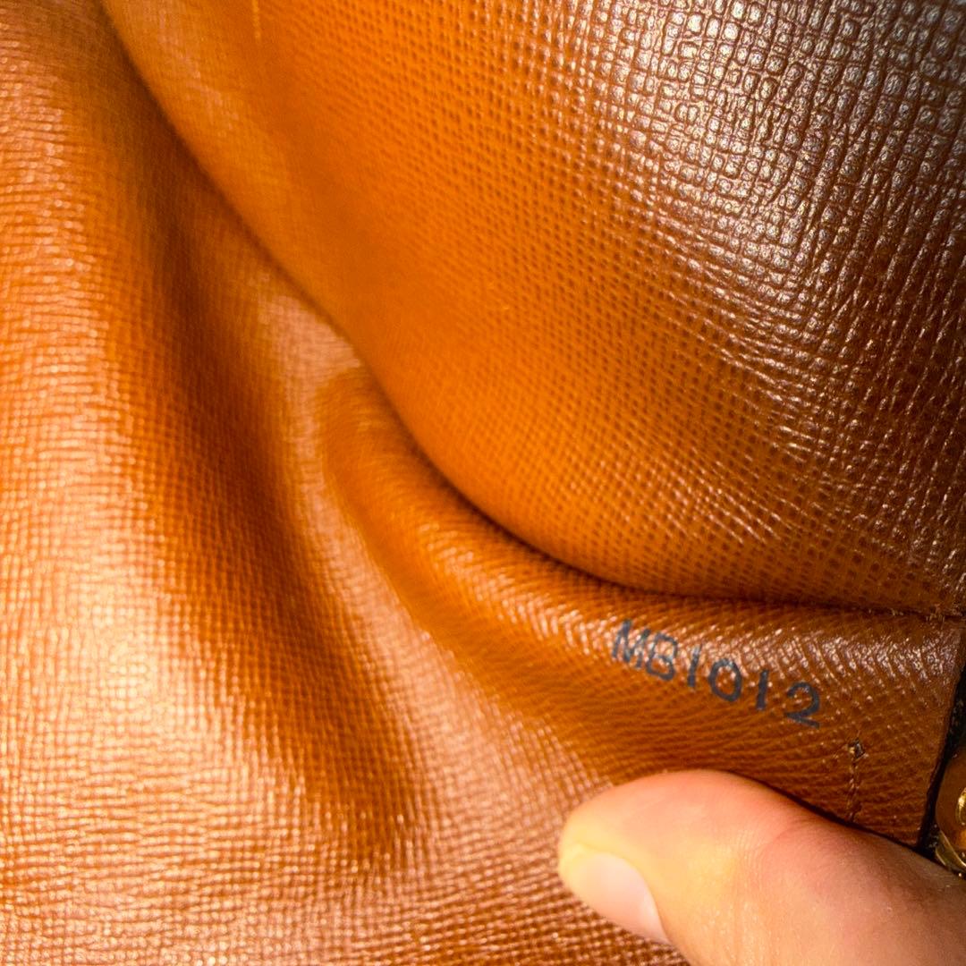 お値下げします。ルイヴィトン　パピヨン