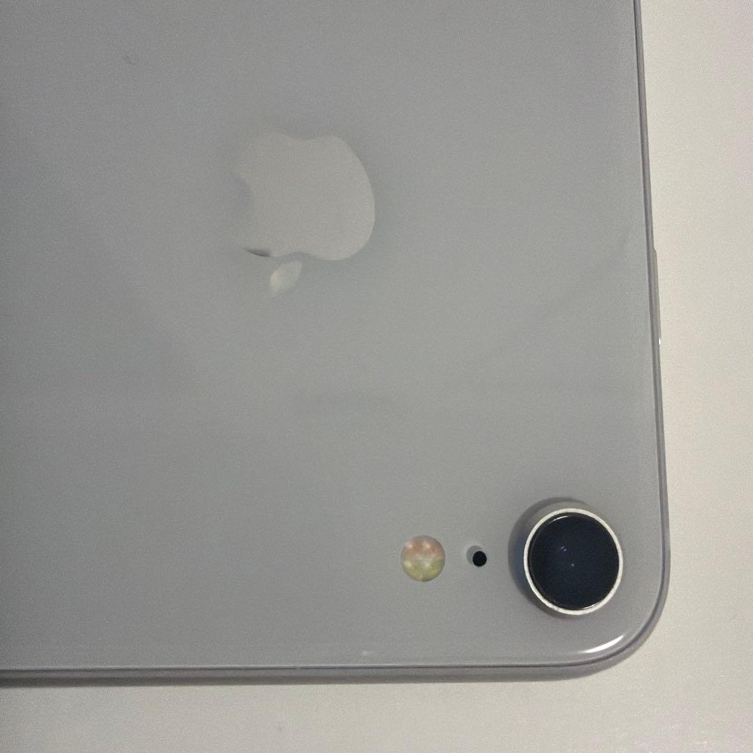 Apple iPhone8 ホワイト64GB SIMロック解除済