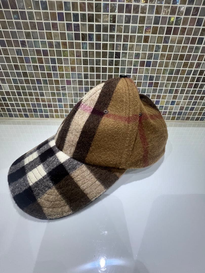 Burberry バーバリー　チェック柄 ベースボールキャップ