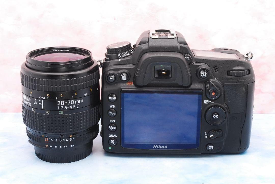 ◎ニコン D7000◎一眼レフカメラ◎高速連写◎デビュー向け◎人気機種