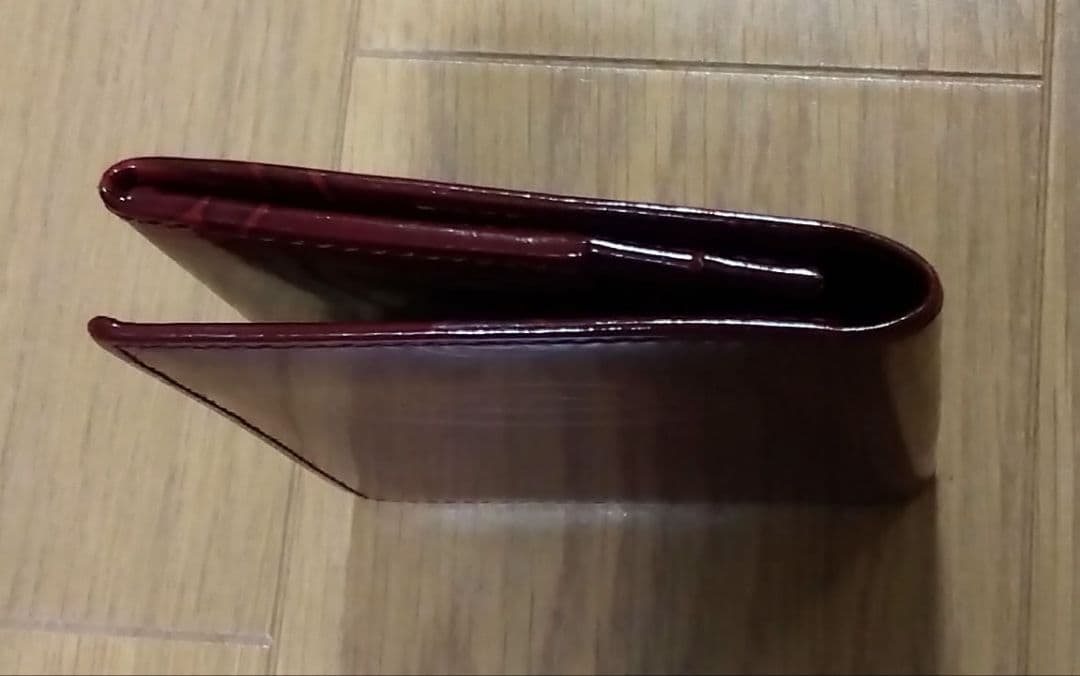 カルティエ　ハッピーバースデー　カーフレザーの名刺入れ