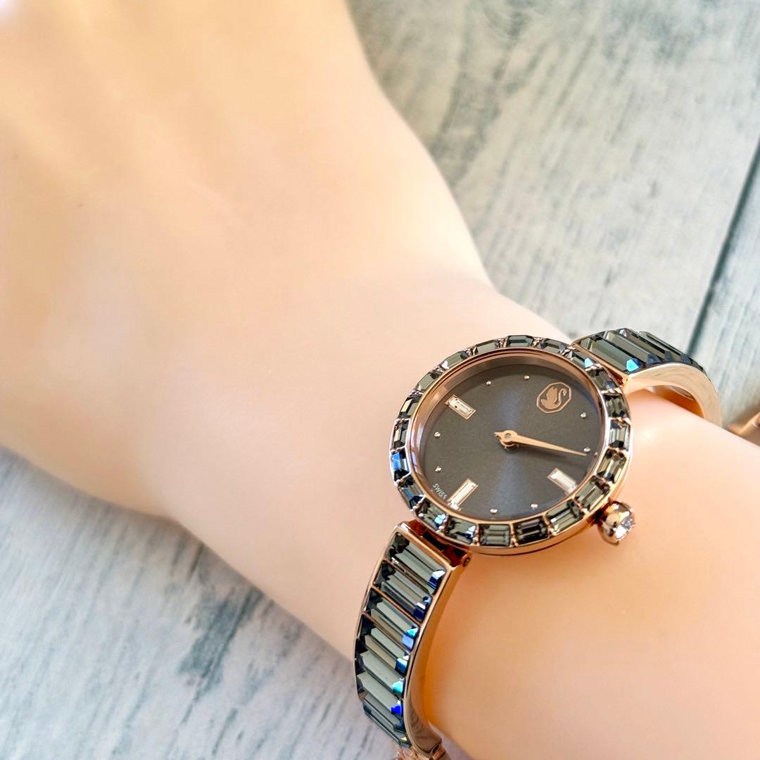 【希少】Swarovski スワロフスキー 腕時計 Matrix bangle