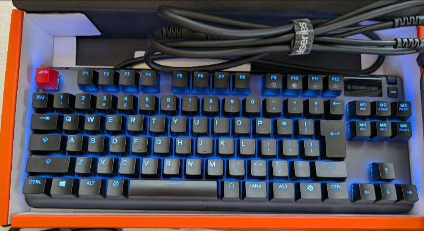 SteelSeries Apex Pro メカニカルキーボード