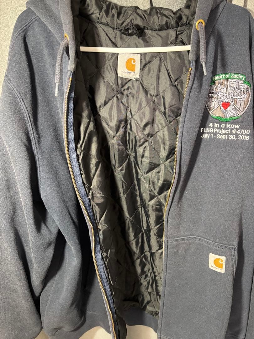 【あるある】カーハート　フルジップパーカー