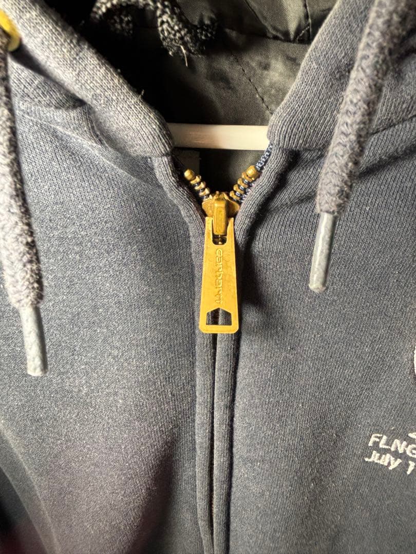 【あるある】カーハート　フルジップパーカー