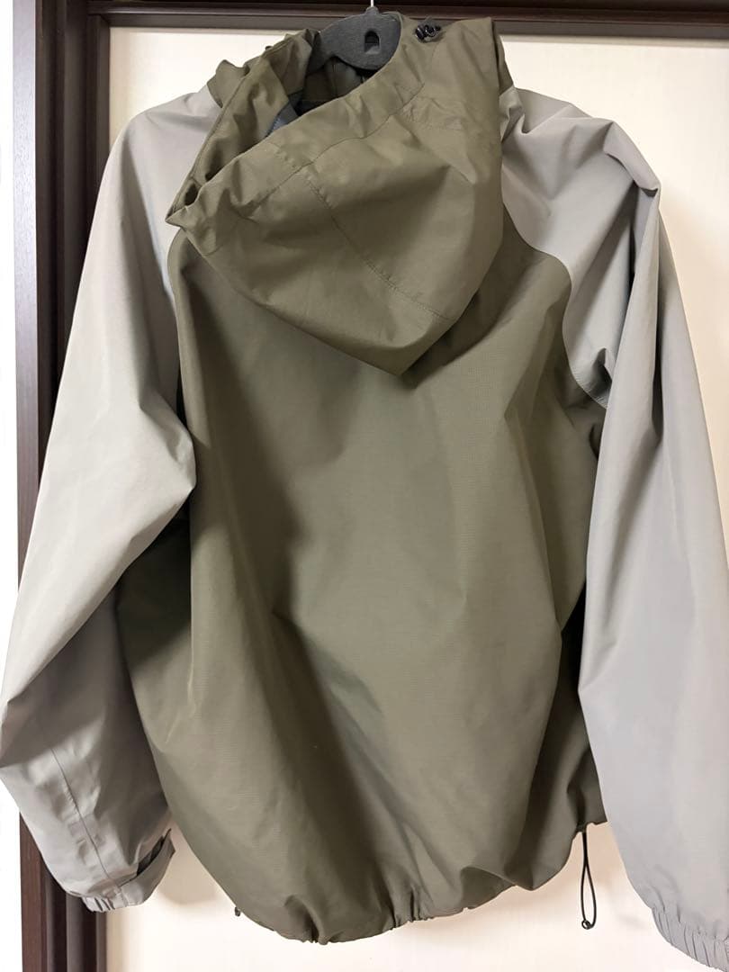 NOMADIK GLITCH フード付きジャケット