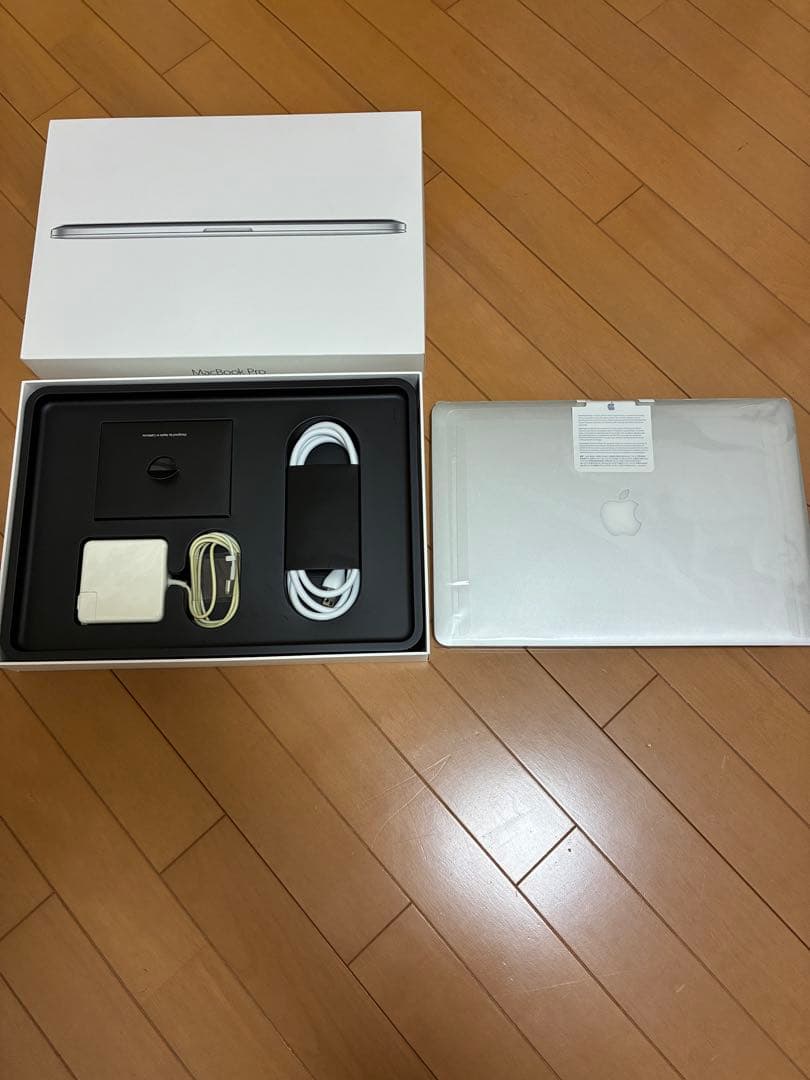 macbook pro 2015 mid 16G SSD1T i7 15インチ
