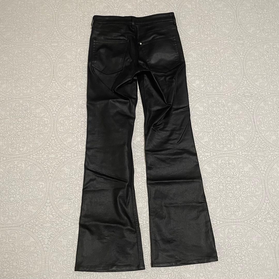 ブーツカットコーティングデニム