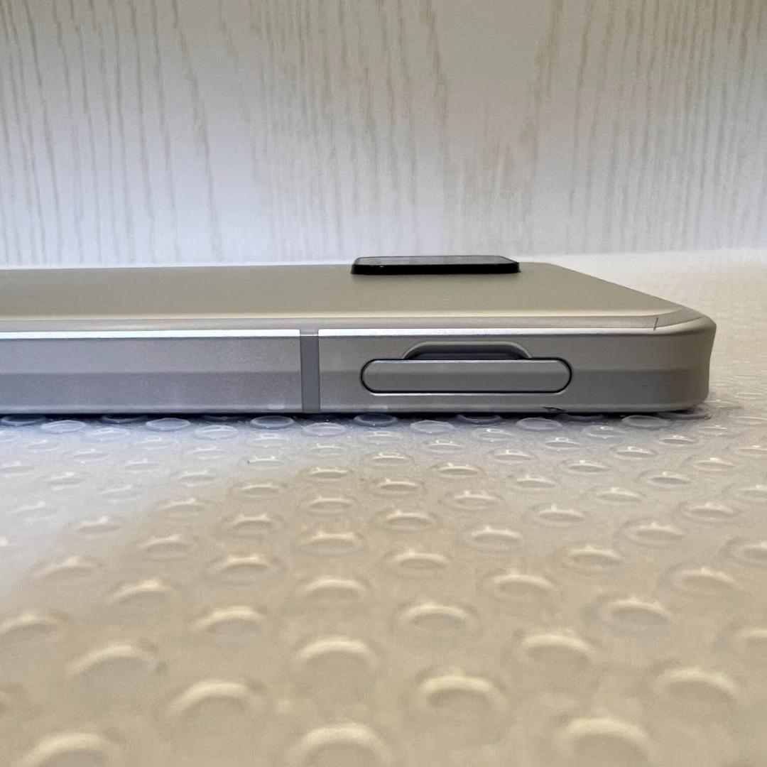 AQUOS sense6 ◆4GB/64GB /SH-RM19 ※DualSIM