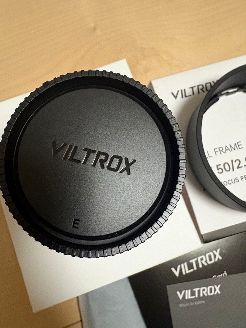 VILTROX AF 50mm F2 FE レンズEマウント 角型フードその他付