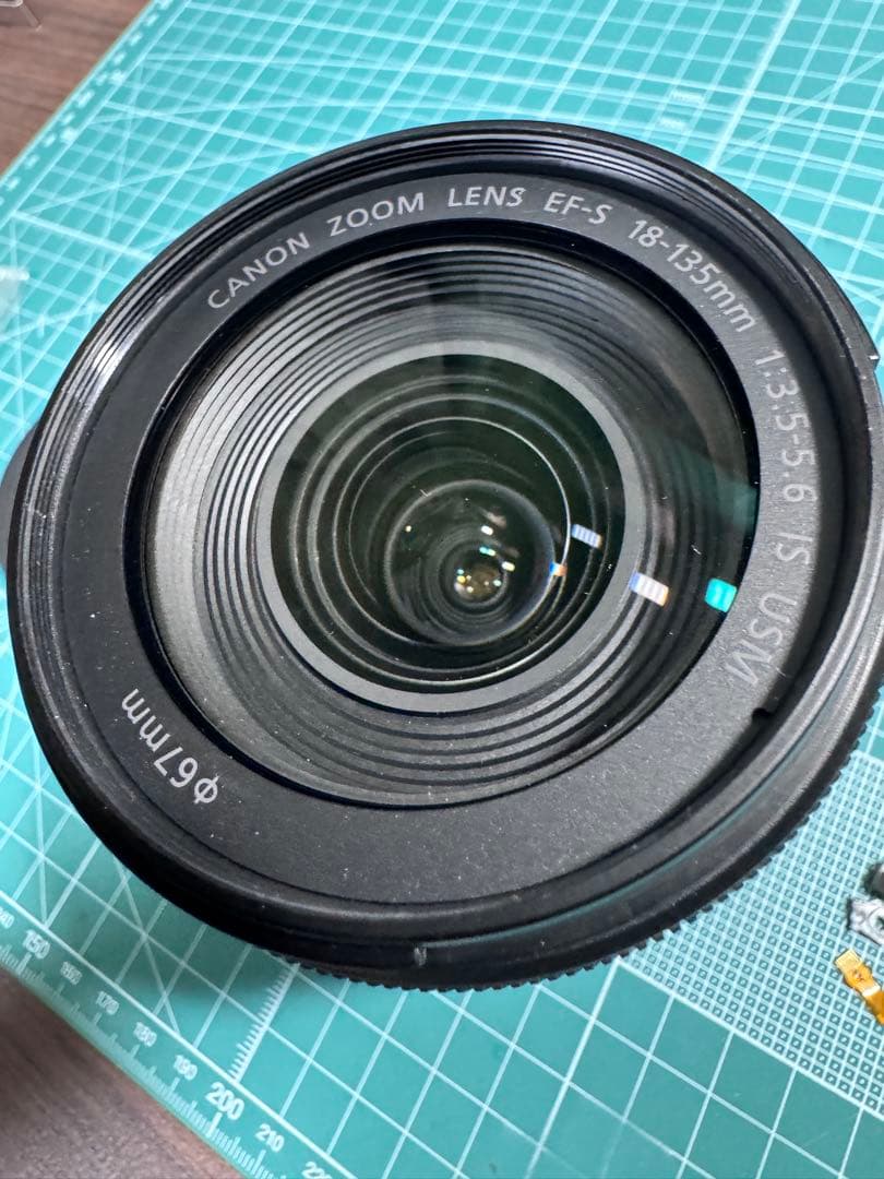 Canon EF-S 18-135mm IS USM レンズ ジャンク　故障品