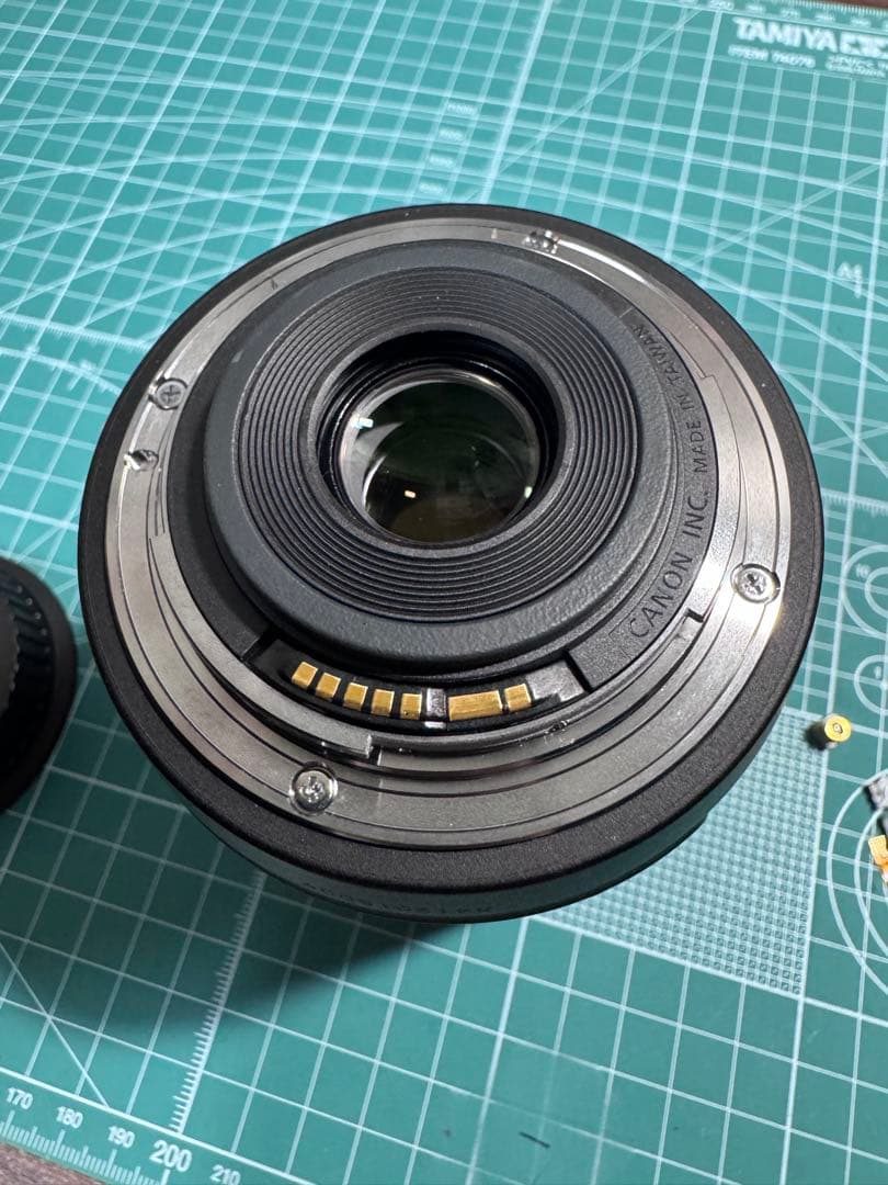 Canon EF-S 18-135mm IS USM レンズ ジャンク　故障品