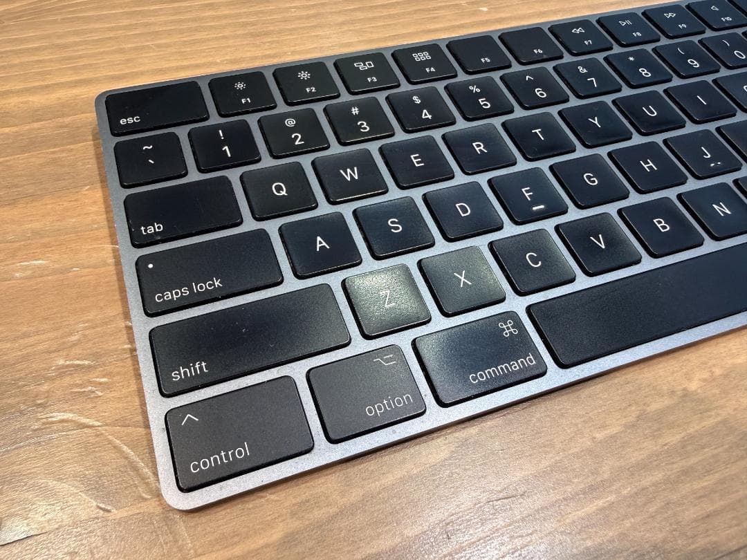 Magic Keyboard テンキー付き 英語（US） スペースグレイ