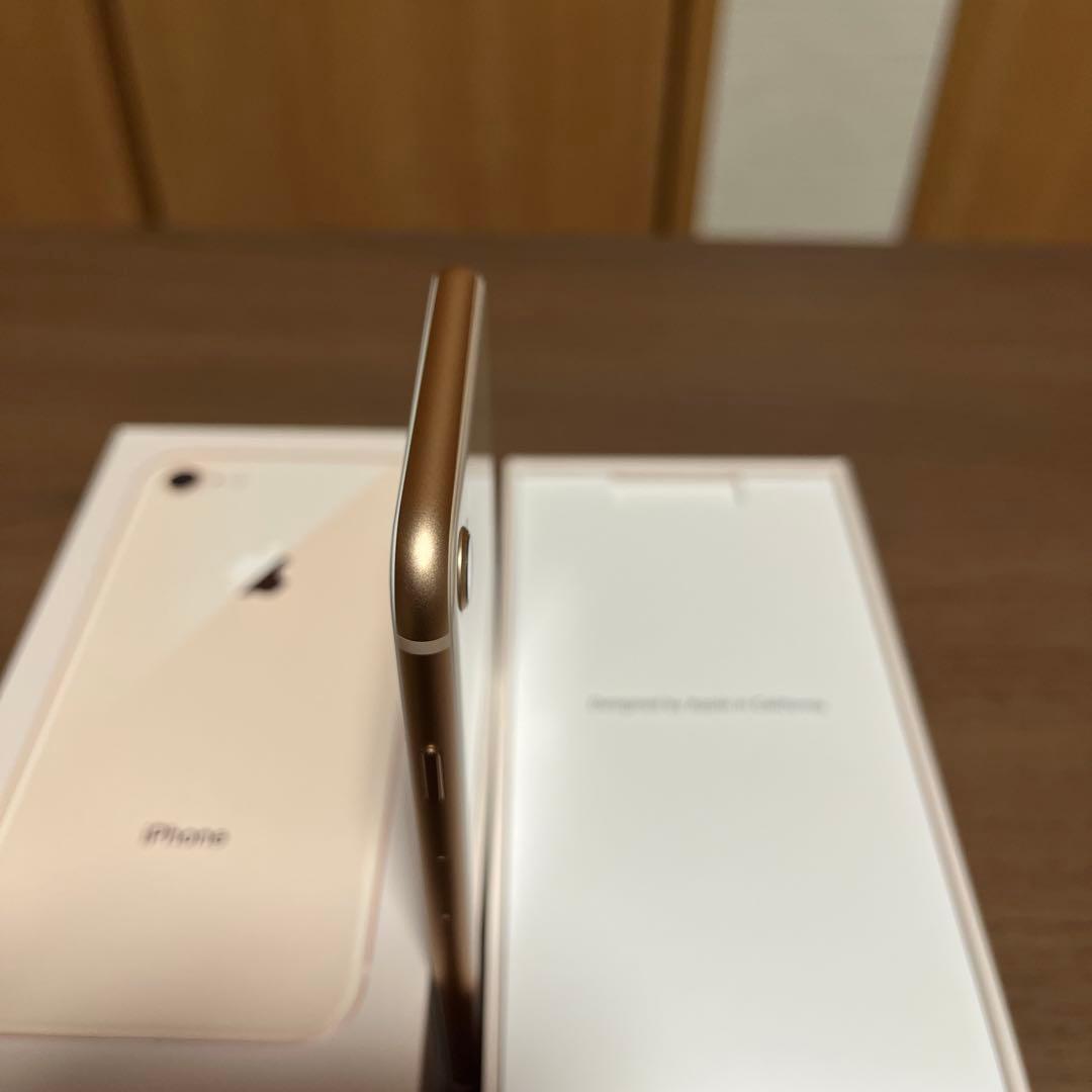 【美品】iPhone 8 64GB ゴールド