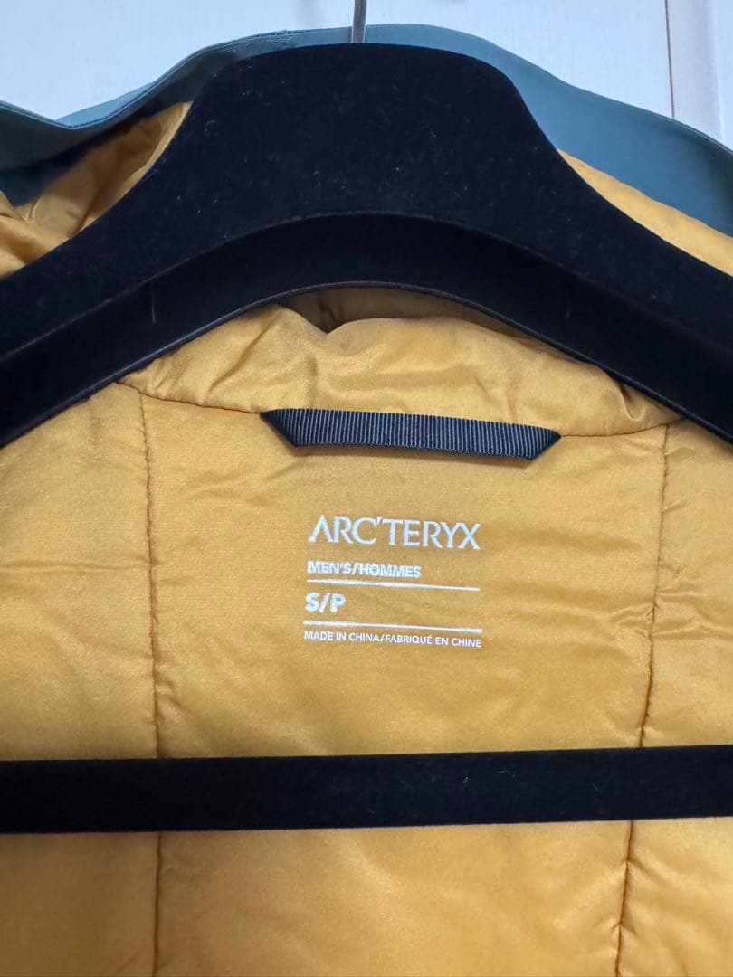 ARC'TERYX マウンテンパーカー グレー/ブラック