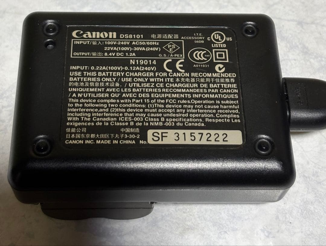 Canon EOS デジタル一眼レフカメラ DS6041 レンズ付きセット