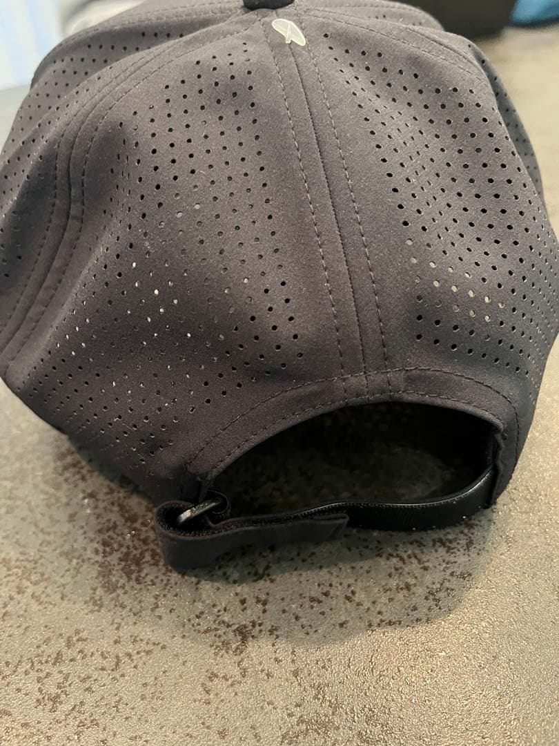 alo 黒 キャップ　メッシュ　フリーサイズ