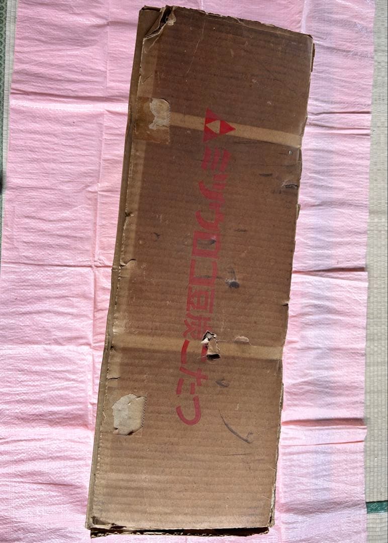 12日迄の特価❣️【訳アリ未使用】ミツウロコ　豆炭こたつ　60cm正方形