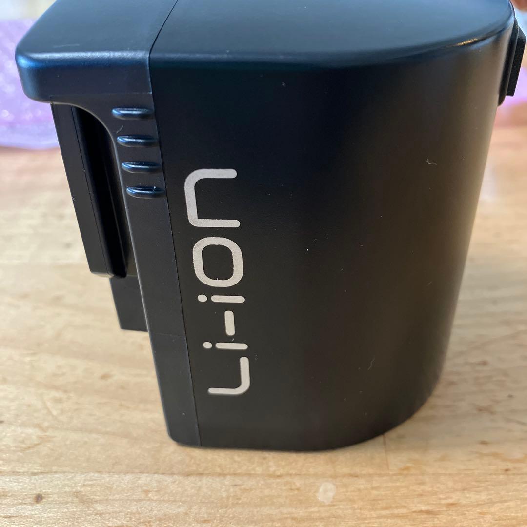 【新品・未使用】日立・掃除機用バッテリー PV-BEH900 009