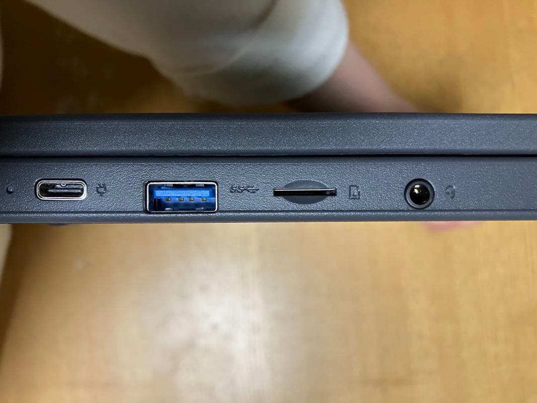 Chromebook本体 Lenovo 300e Chromebook2nd Gen 82CE0009JP