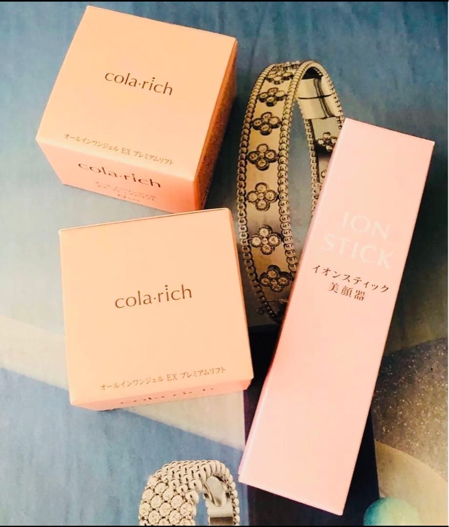 キューサイ コラリッチEX プレミアムリフトジェル 55g×２個➕ 美顔器