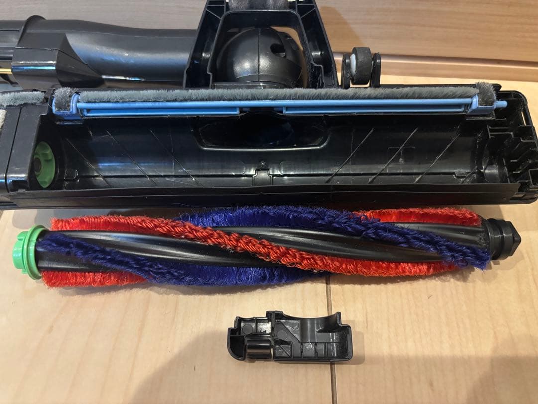 HITACHI コードレス掃除機　PV-BL3L BT未使用近収納付スタンド