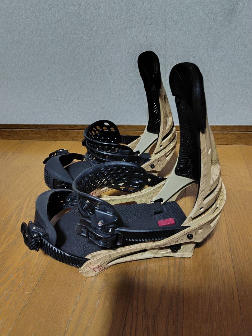burton malavita Ｌサイズ