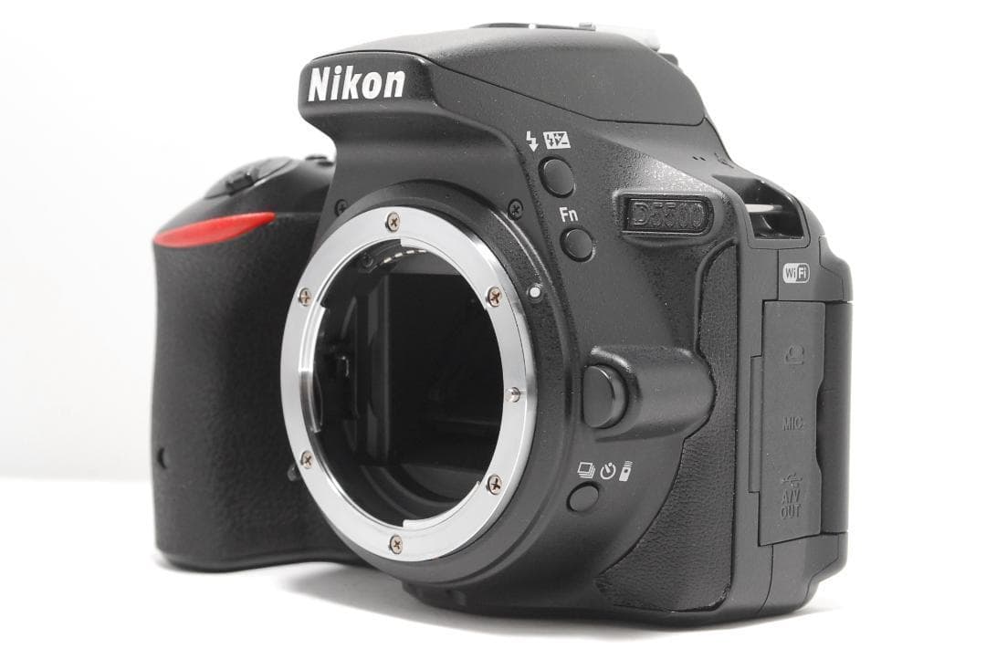 ❣Wi-Fi対応！Nikon D5500❣ダブルレンズ美品セットで快適転送❣