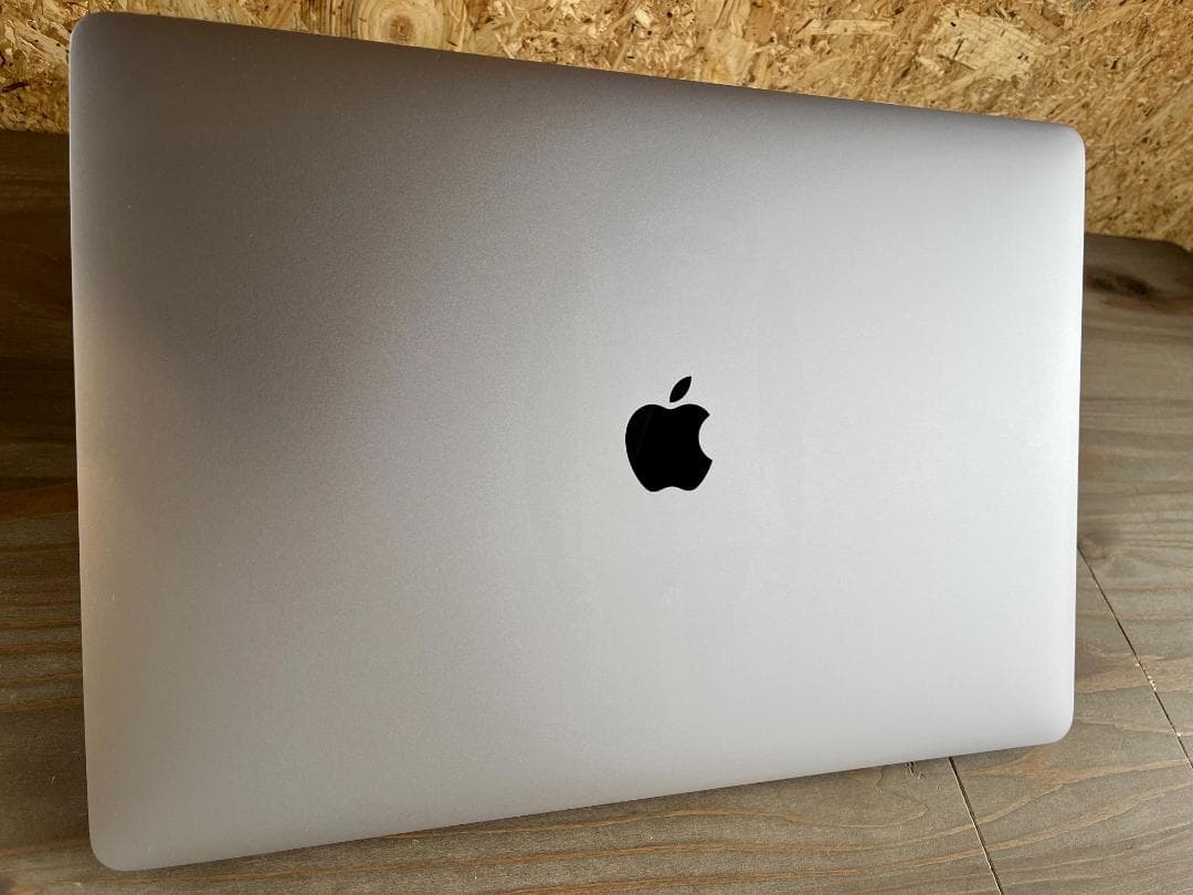 MacBook Pro 15 2016 i7 16GB 1TB SSD 動作良好