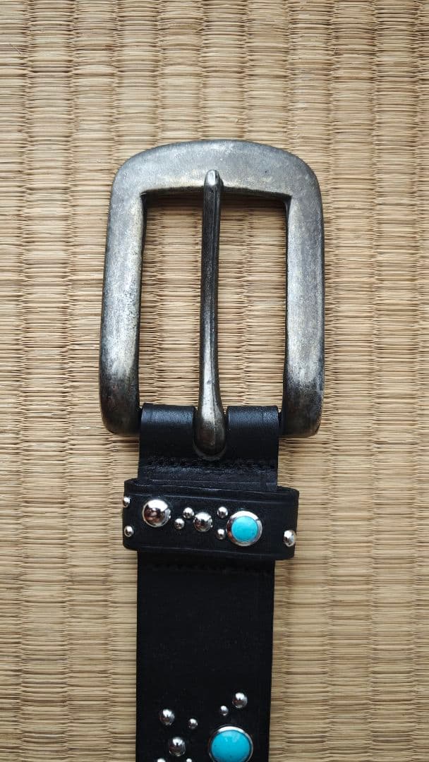 DSQUARED ディースクエアード ターコイズスタッズレザーベルト