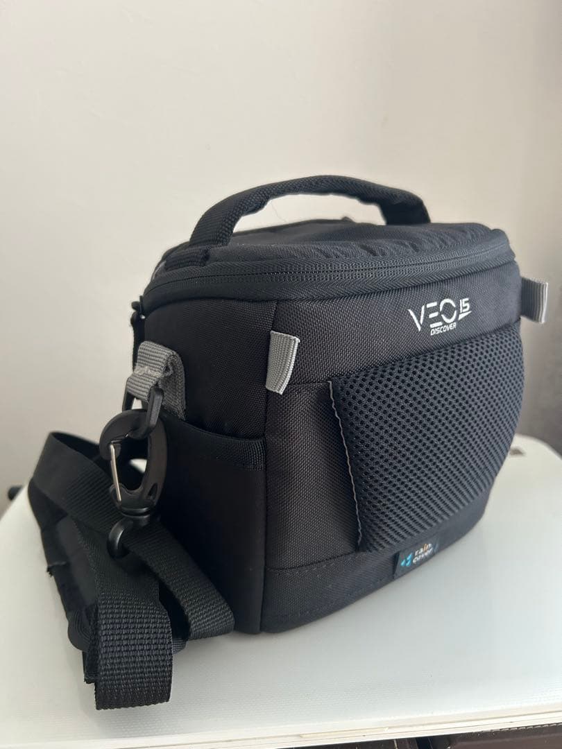 美品☆Canon EOS M ミラーレス ダブルズームキット ショルダーバック付