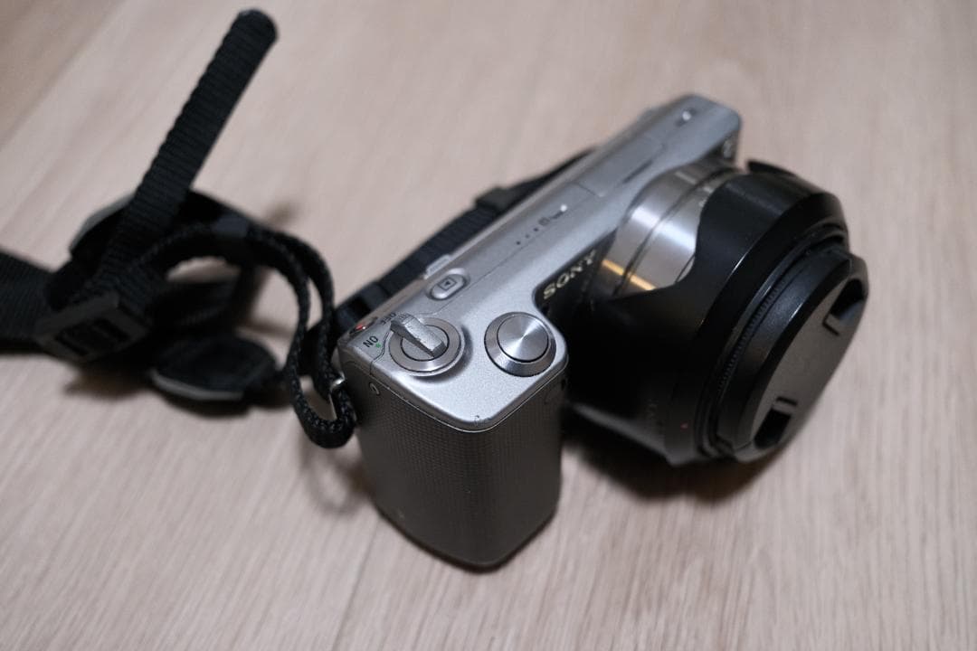 SONY α NEX-5　Emount 16mm f2.8　SEL16F28