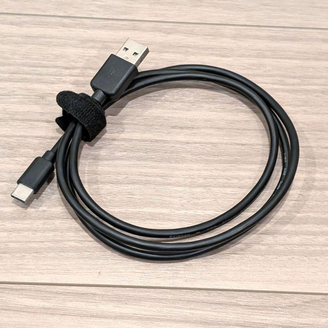 アイリスオーヤマ　モバイルモニター（LUCA）　15.6インチ