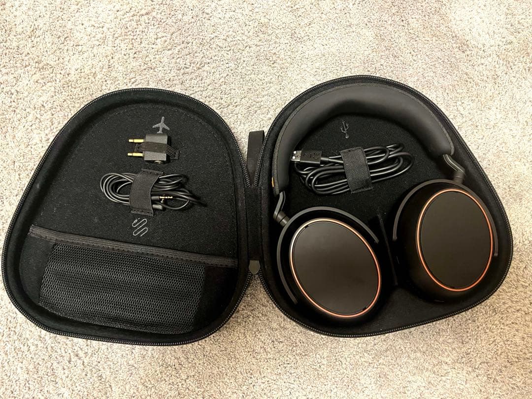 ヘッドホン SENNHEISER Momentum 4 Wireless