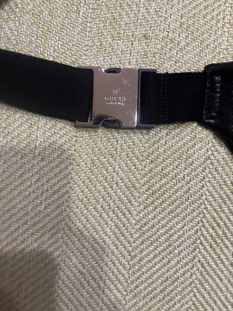 (めりかり)GUCCI グッチ GGエンボス レザー ベルトバッグ