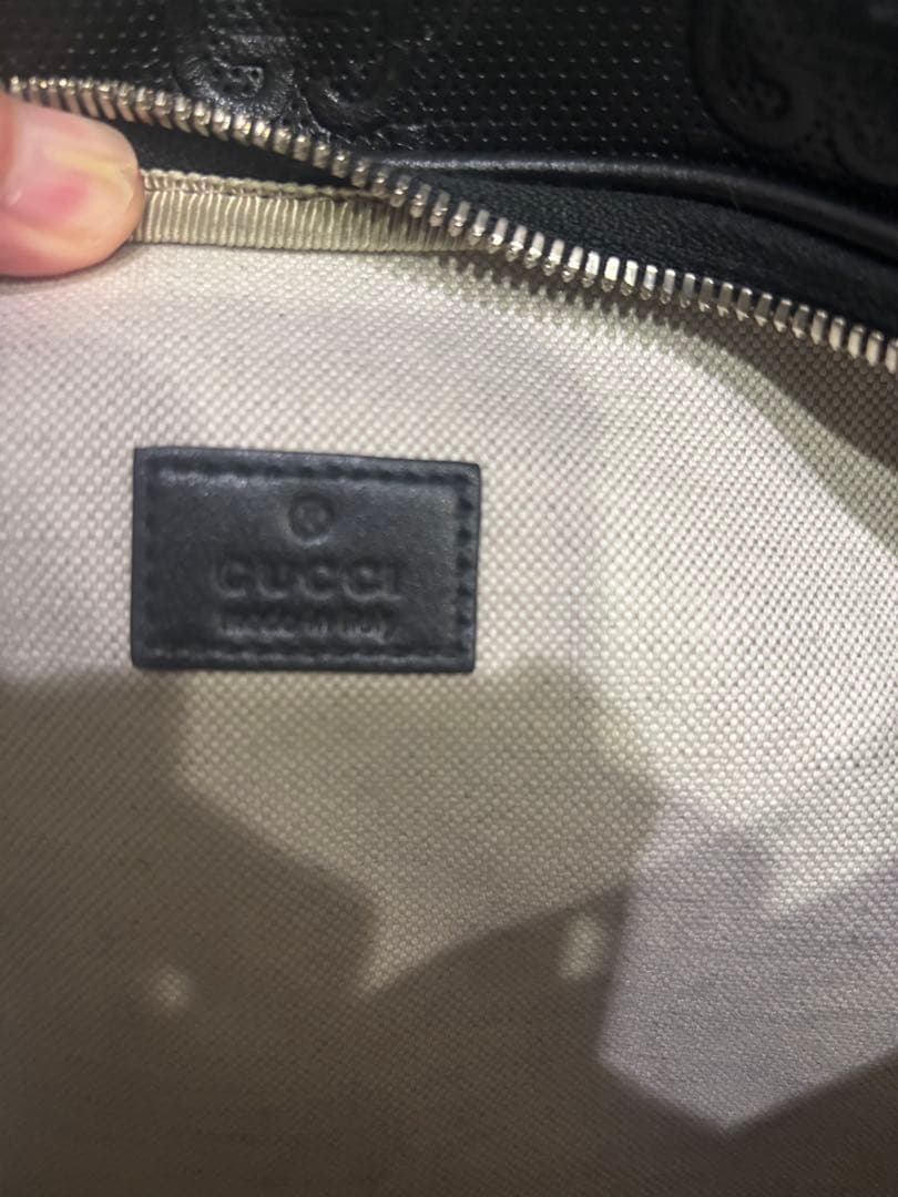 (めりかり)GUCCI グッチ GGエンボス レザー ベルトバッグ