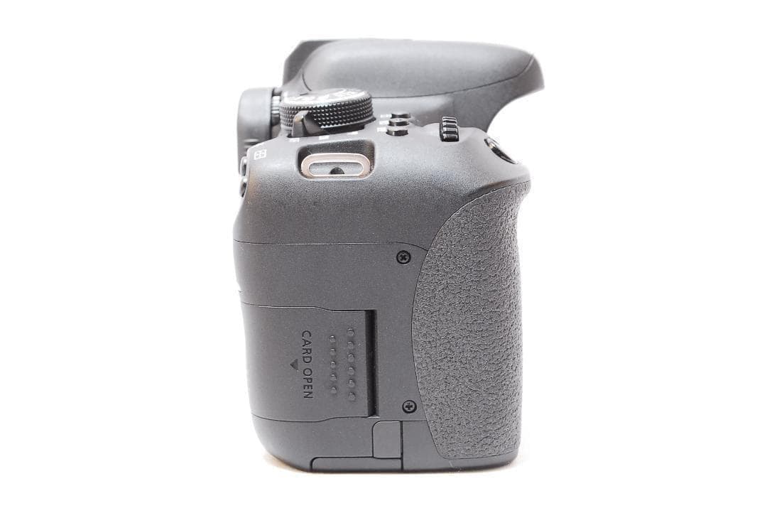 超美品✨Canon EOS KissX8i✨高性能標準レンズ 初心者◎ 一眼レフ