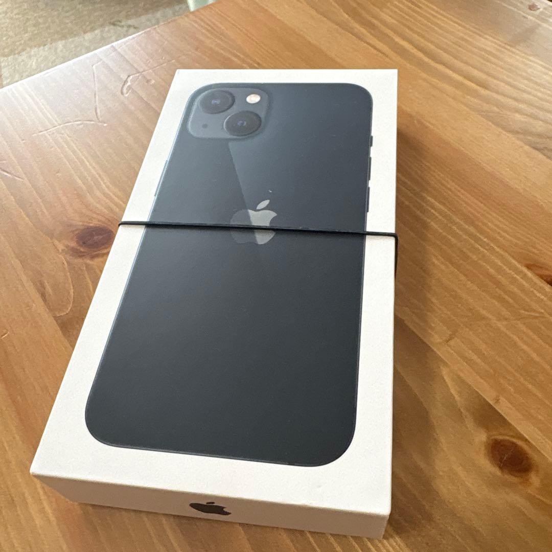Apple iPhone 13 ブラック 本体　128GB 新品　SIMフリー