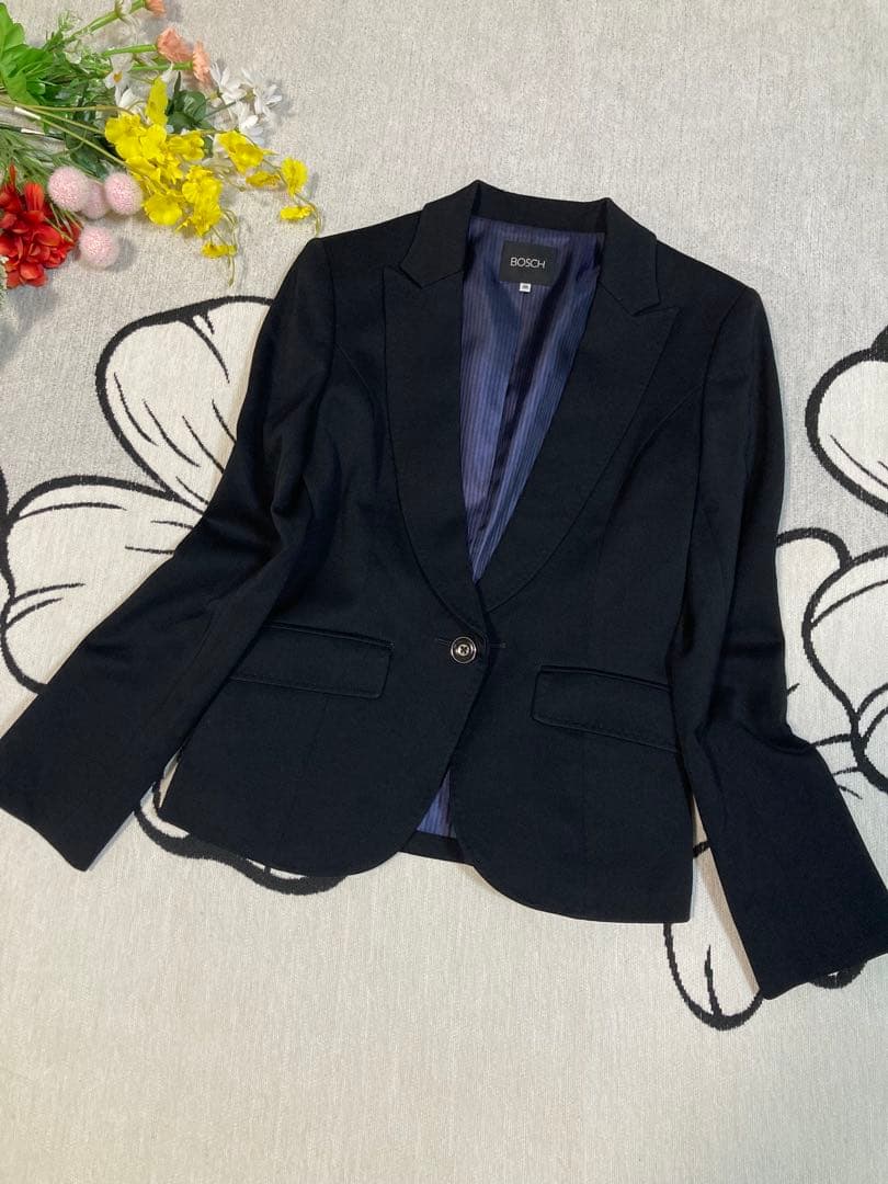 BOSCHボッシュ表生地毛98％ スーツ セットアップ ジャケットズボン美品入社