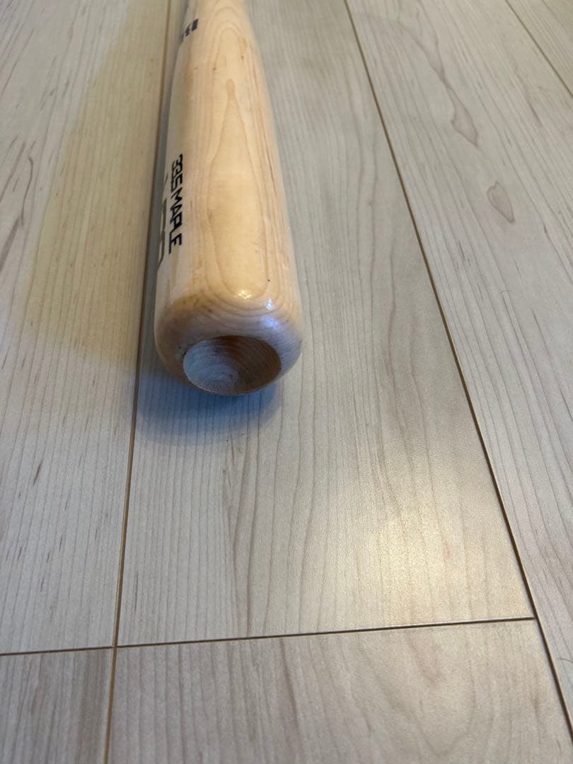 victus V28 木製硬式バット　33.5インチ