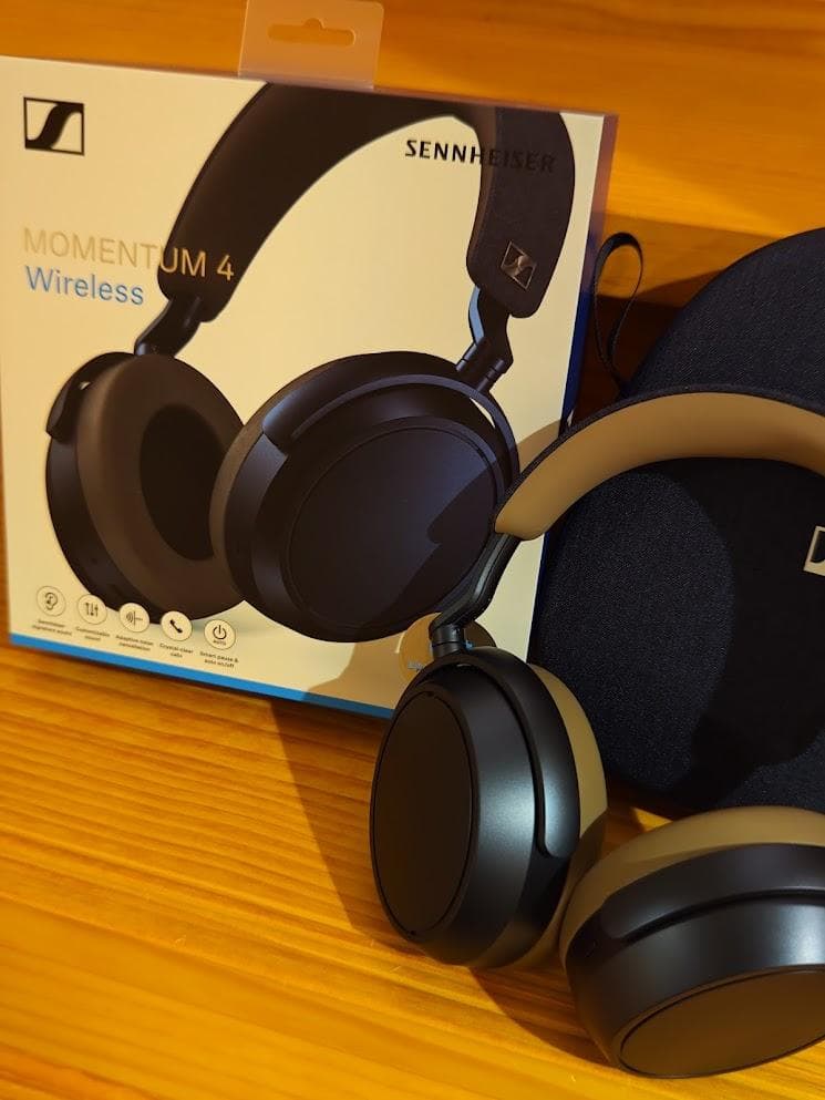 ヘッドホン Sennheiser Momentum 4 Wireless