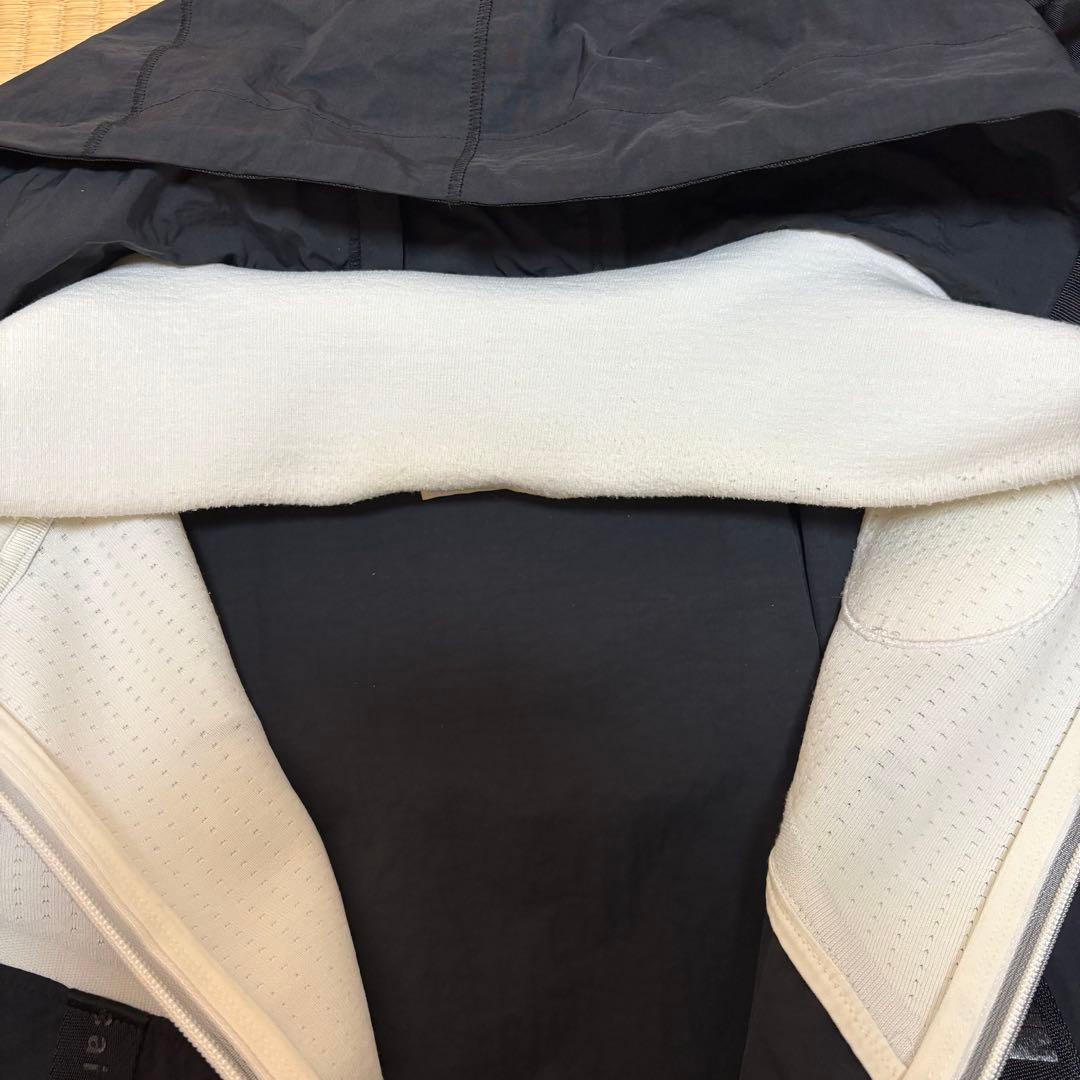 即完売品　NIKE × sacai レイヤードボンバージャケット