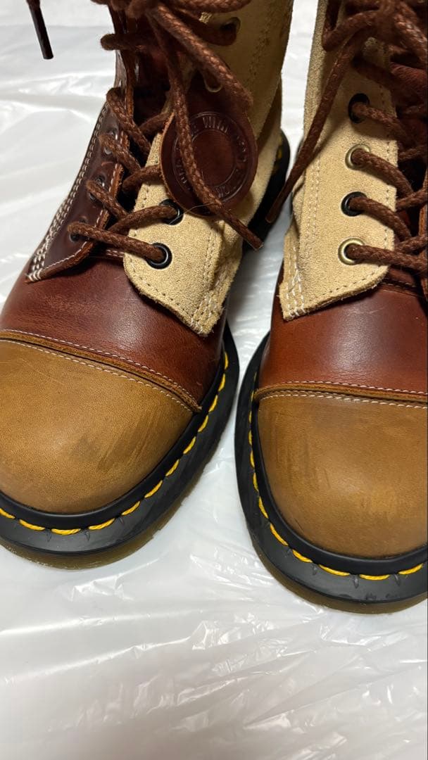 Dr.Martens MIE 1460デッドストック8ホールブーツ