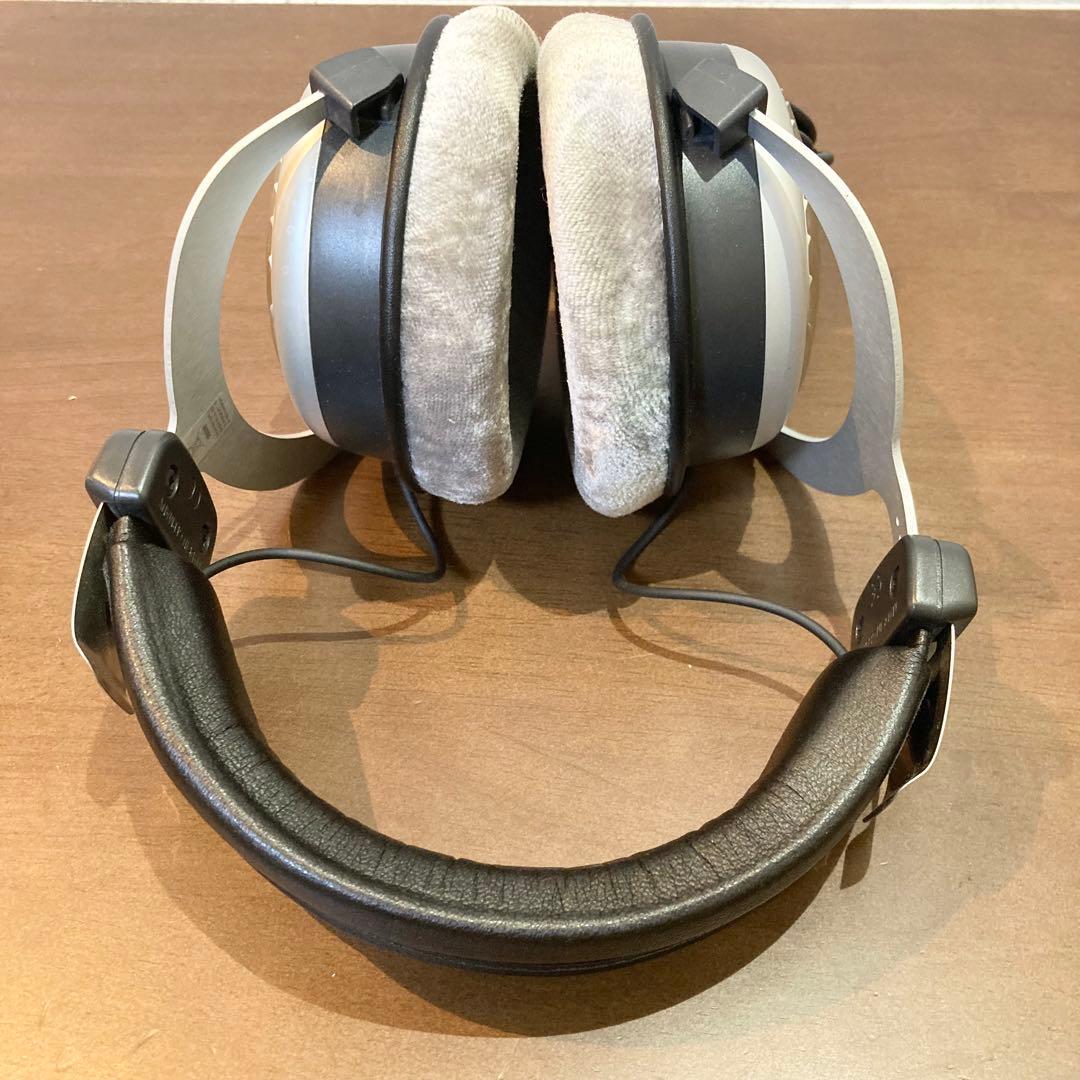 beyerdynamic ヘッドホン DT990 Edition