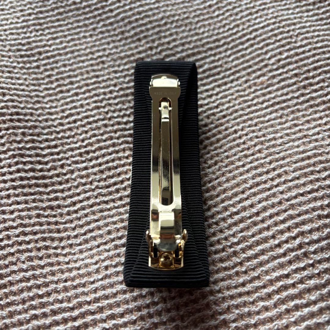 サルヴァトーレフェラガモ　ヴァラリボン　バレッタ　ブラック