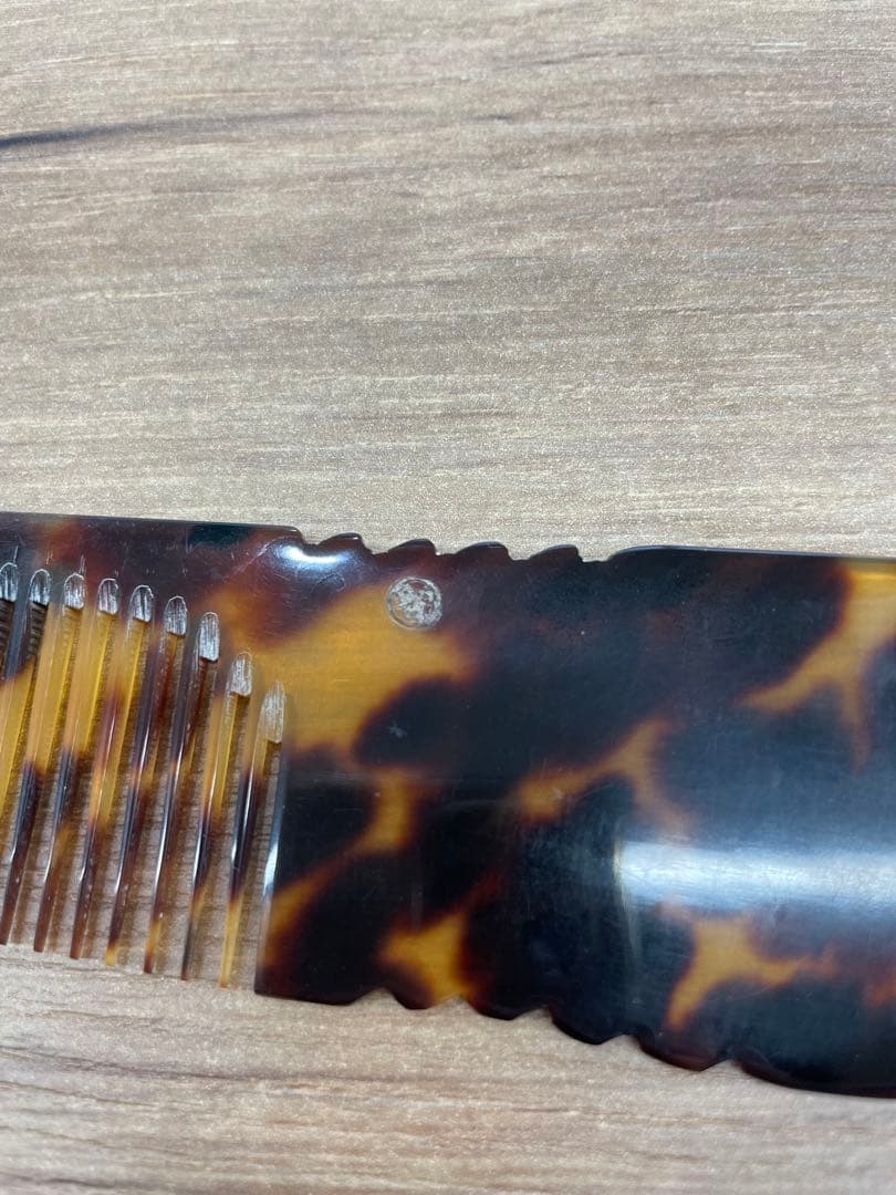 鼈甲・鼈甲櫛・櫛・くし・クシ・コーム・理容櫛・刈り込み櫛・理容師・床屋・散髪屋