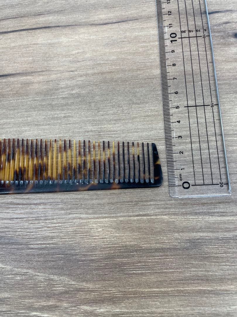 鼈甲・鼈甲櫛・櫛・くし・クシ・コーム・理容櫛・刈り込み櫛・理容師・床屋・散髪屋