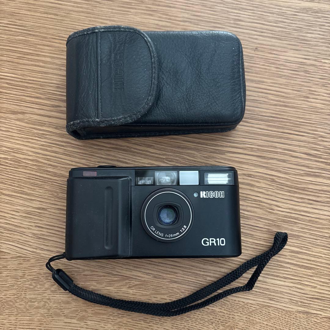 RICOH GR10 コンパクトフィルムカメラ