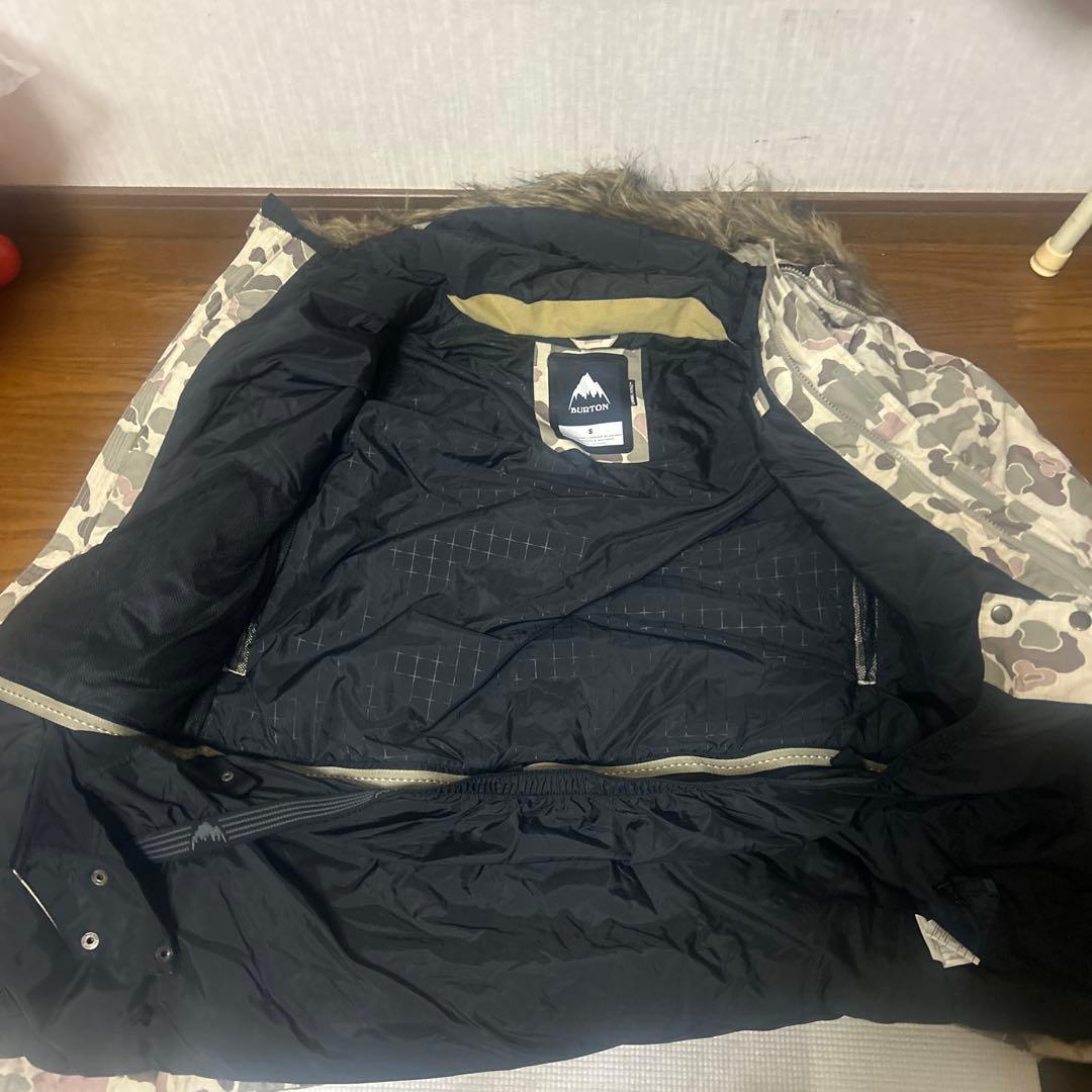 BURTON 迷彩柄 スノーボードジャケット S